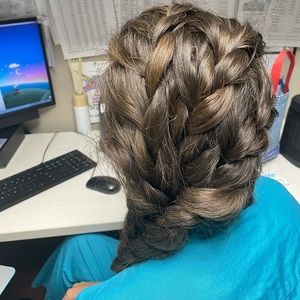 Meet your Posher, Madeline